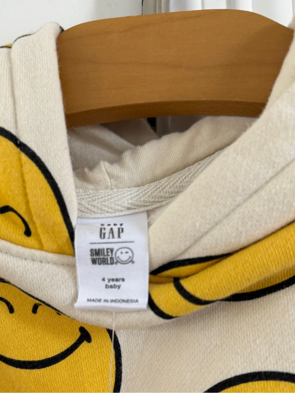 babyGap SmileyWorld Logo Hoodie 4T